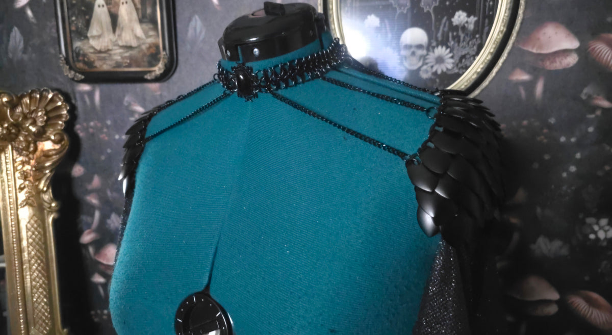 Black Glitter Cape with Scalemail