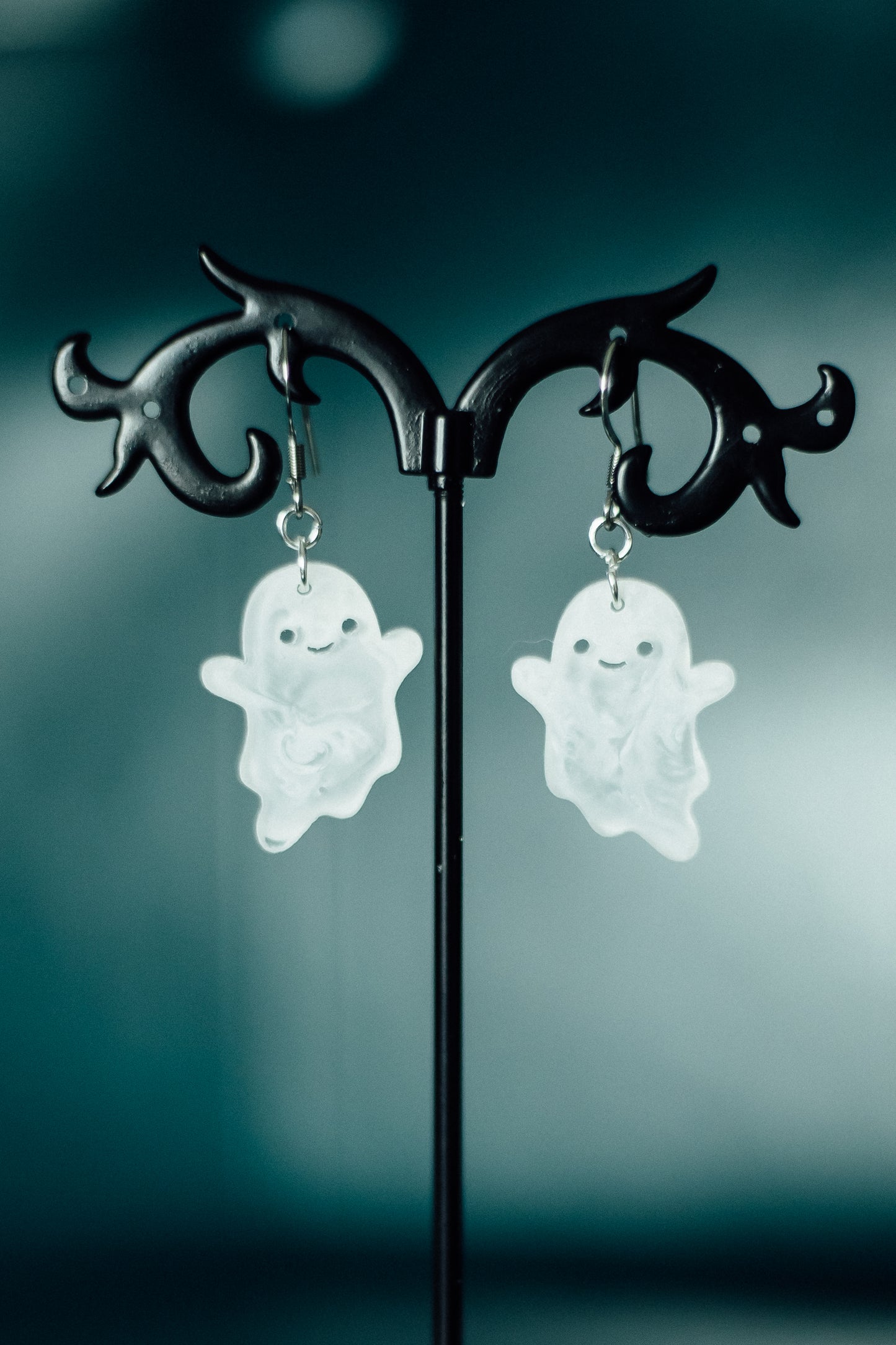 Small Ghosties