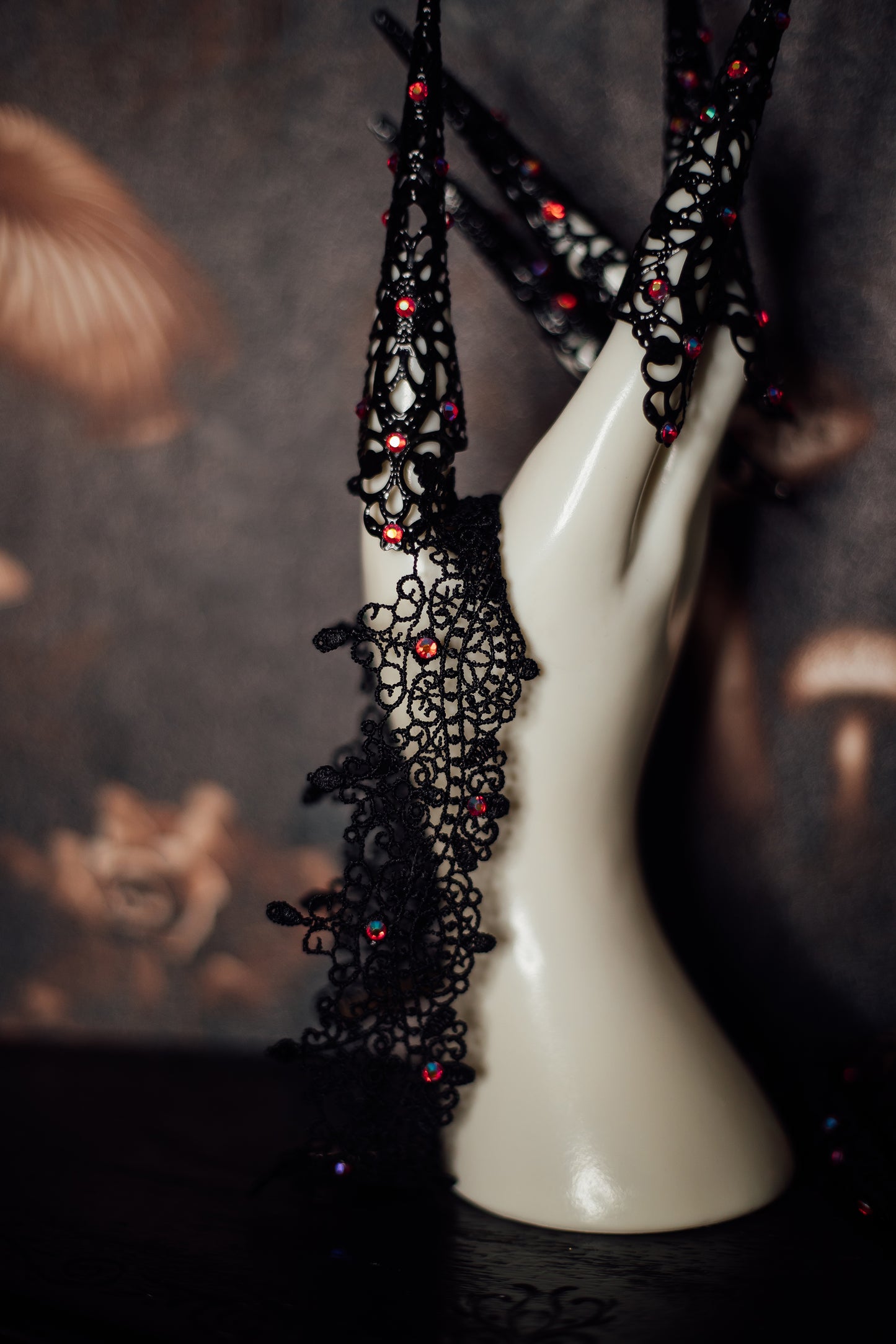 Black Crystal Claw & Choker Set - 10 Piece