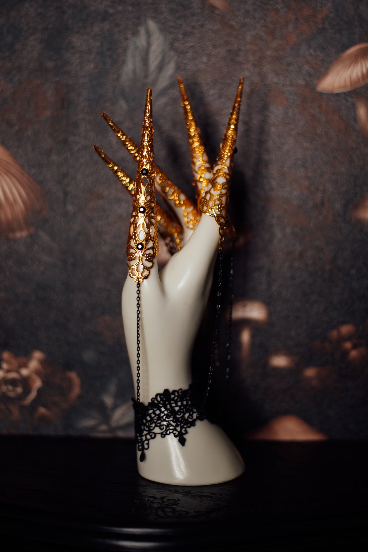 Gold & Black Crystal Finger Claw Set - Full Set