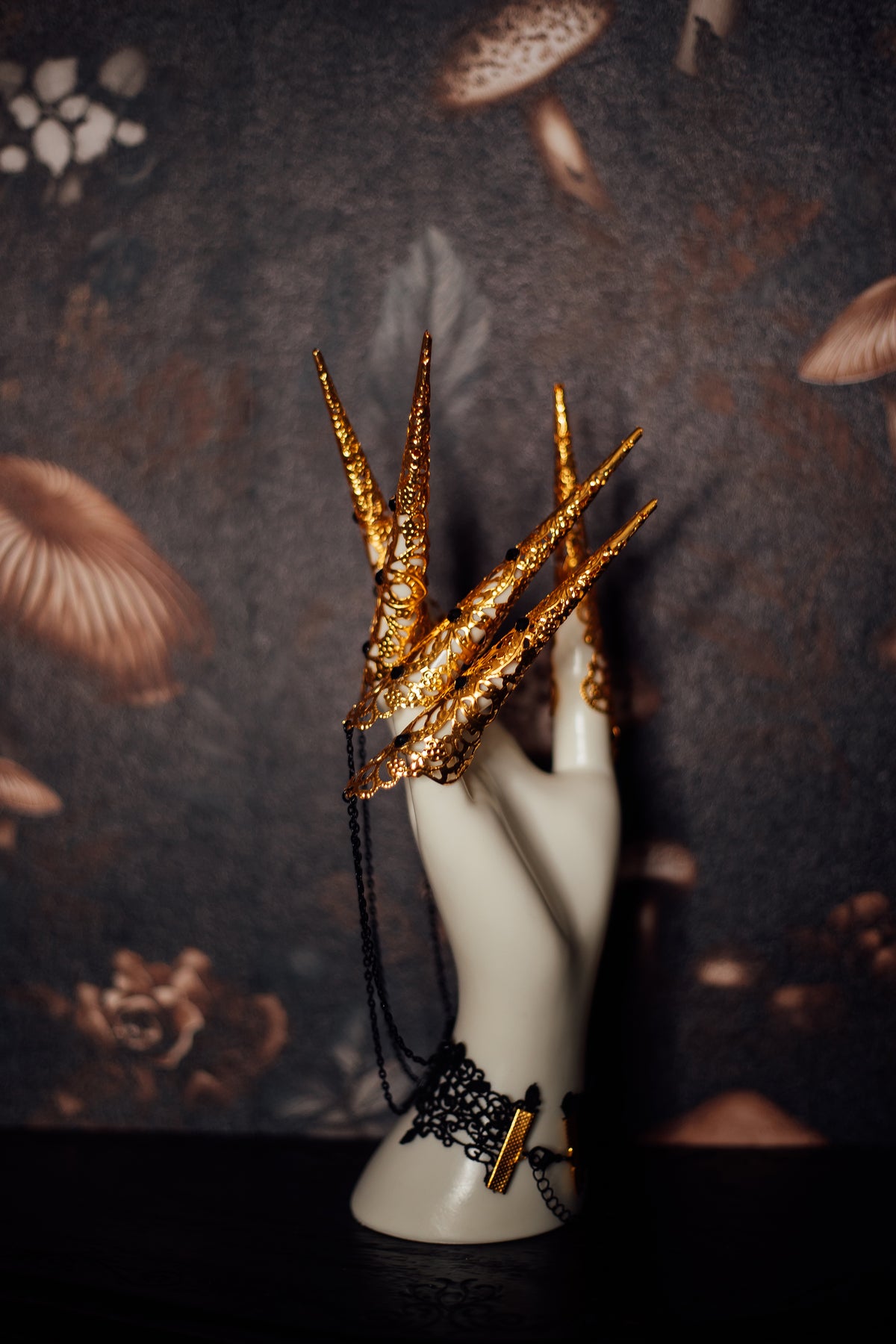 Gold & Black Crystal Finger Claw Set - Full Set