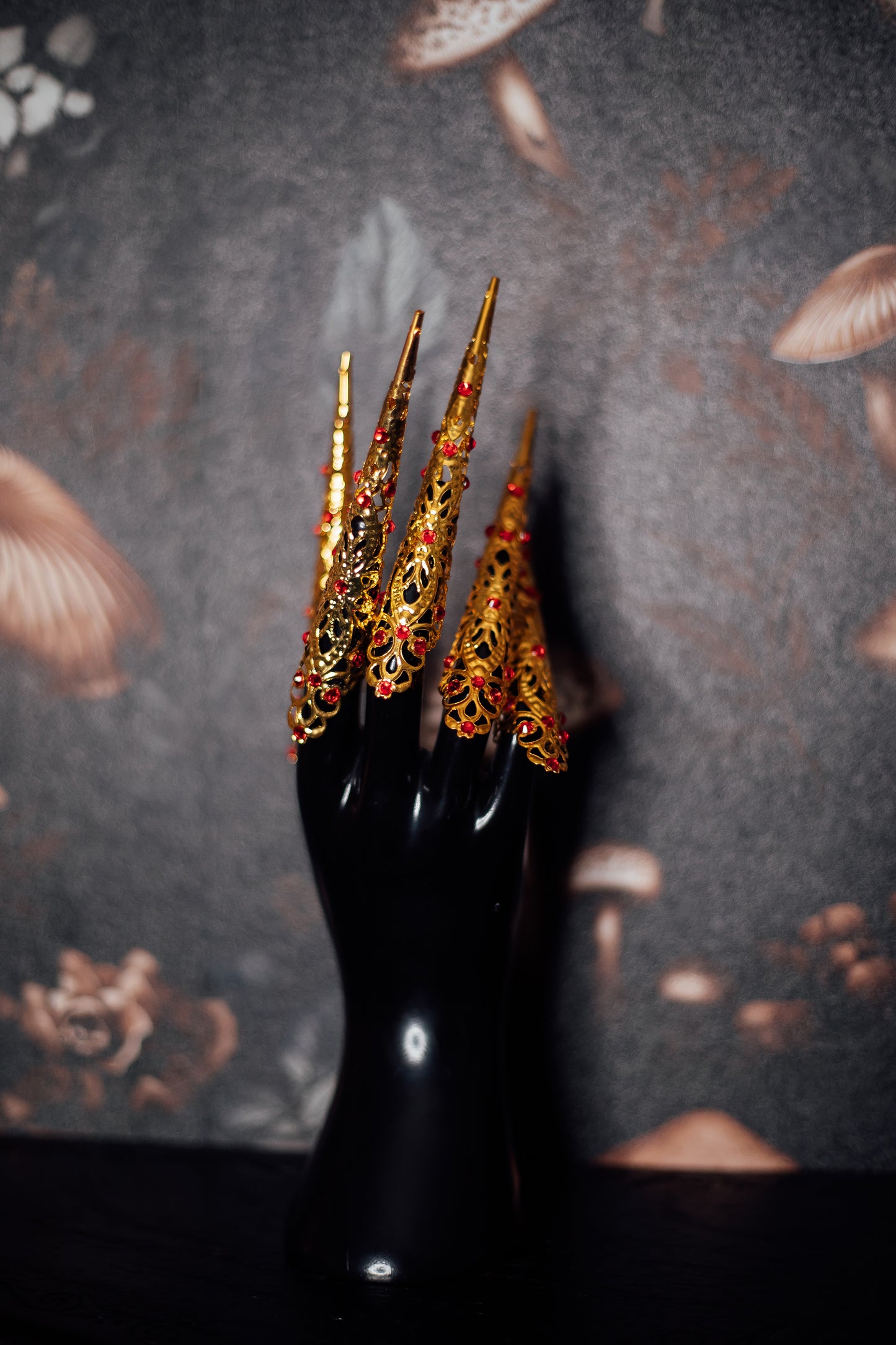 Gold & Red Crystal Finger Claw Set - Single Hand