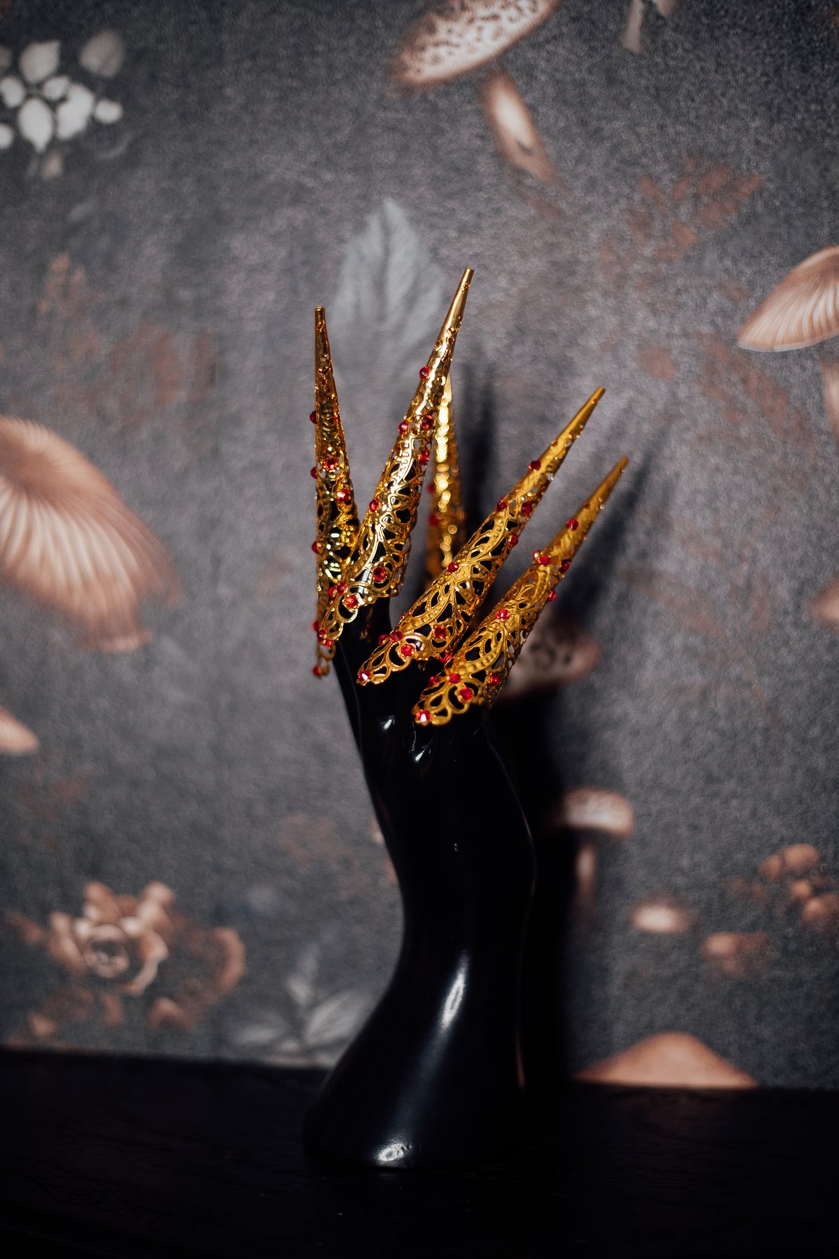 Gold & Red Crystal Finger Claw Set - Single Hand