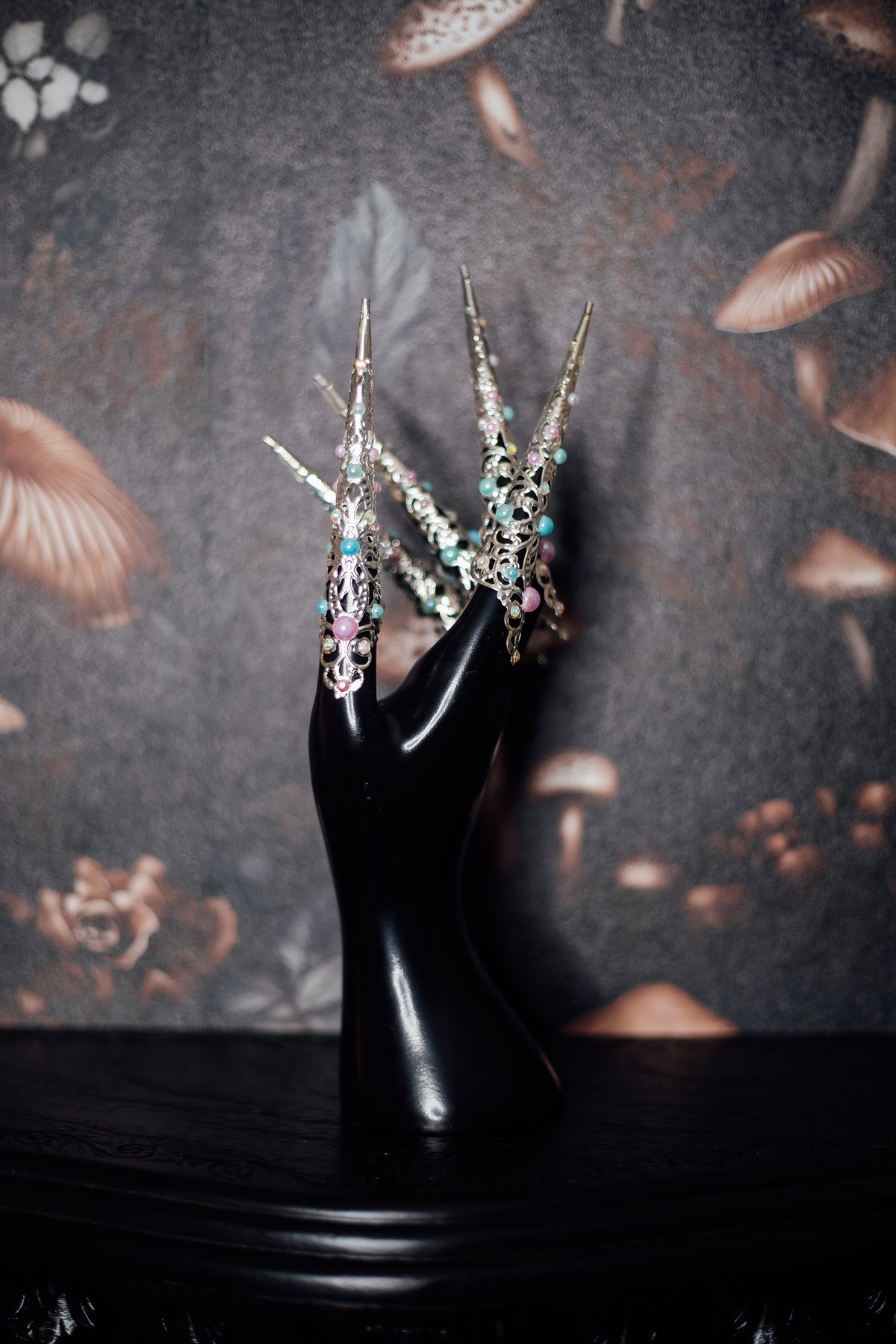 Silver & Pastel Crystal Finger Claw Set - Single Hand