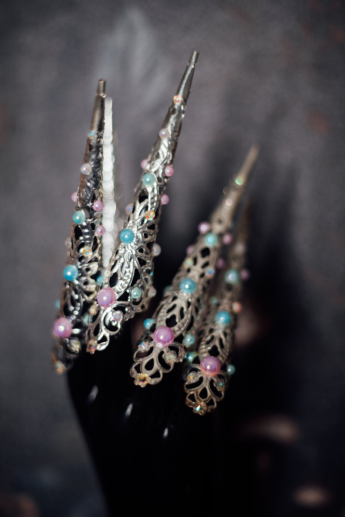 Silver & Pastel Crystal Finger Claw Set - Single Hand