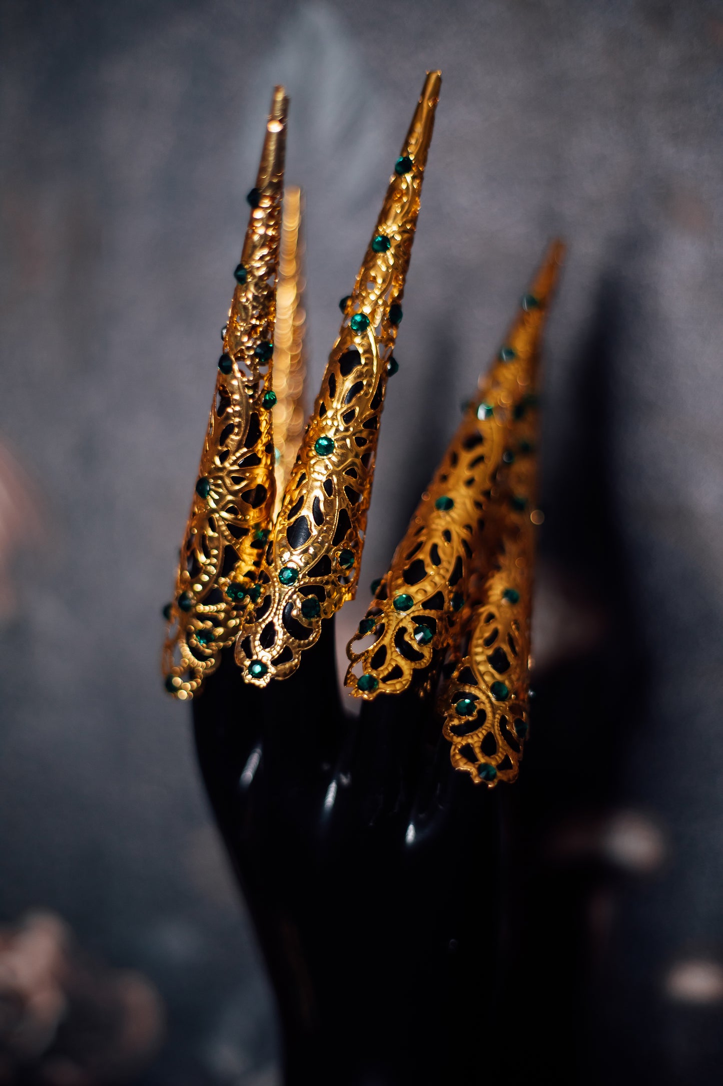 Gold & Emerald Crystal Finger Claw Set - Full Two Hand Set