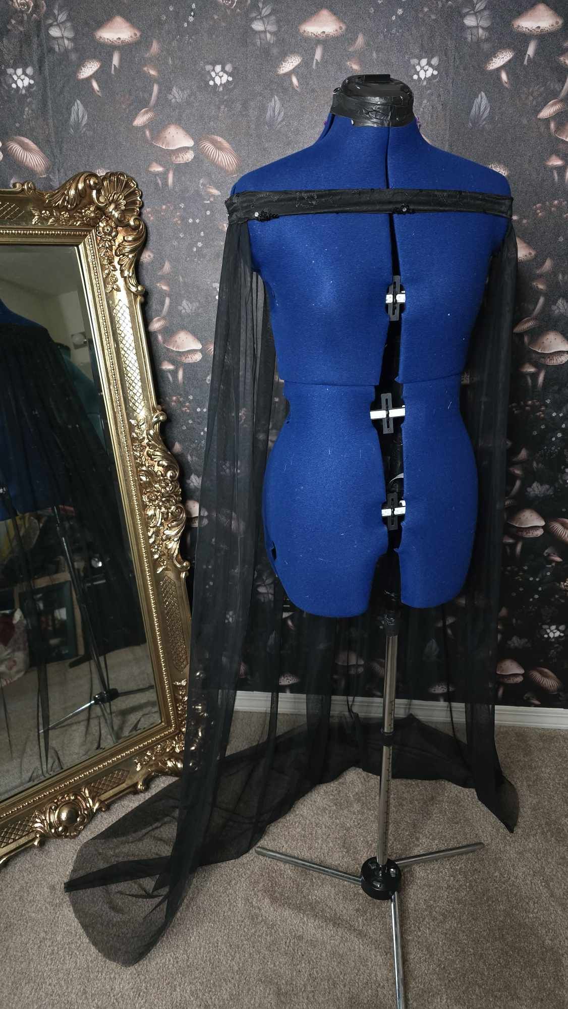 Simple Cape Style