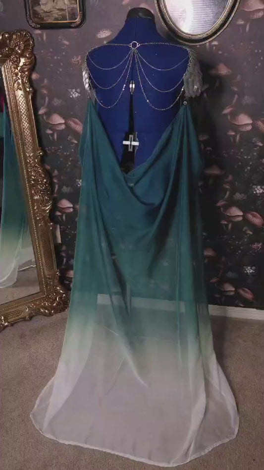 Cape with Silver Scalemail & Chains